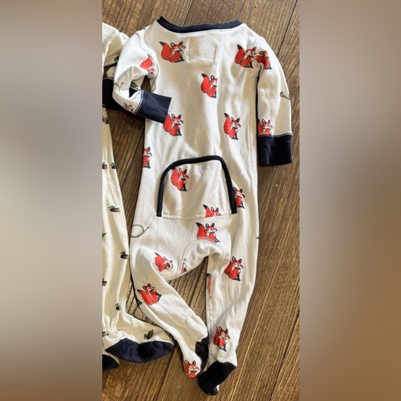 The Beaufort Bonnet Company Fox Print Footie - Picture 3 of 3
